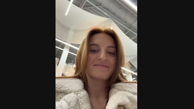 -AngelAri- StripChat Female 19-02-2025