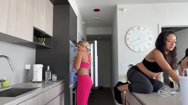 Graciemae_baexx StripChat Female 19-02-2025