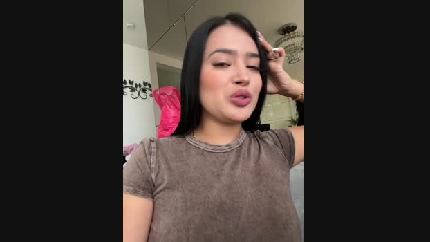 Sara_fun StripChat Female 19-02-2025