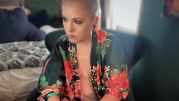 elle_love55 Chaturbate Female 19-02-2025