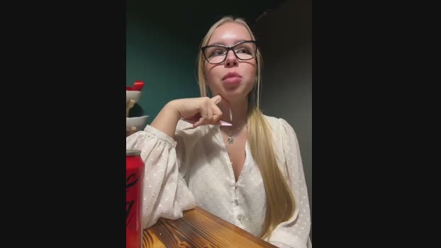 mur_girl StripChat Female 20-02-2025