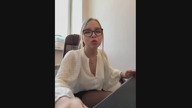 mur_girl StripChat Female 20-02-2025