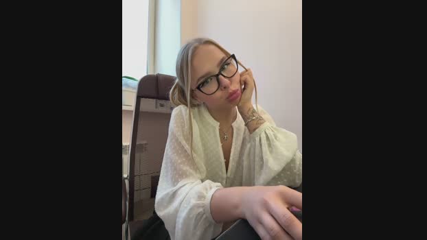 mur_girl StripChat Female 20-02-2025