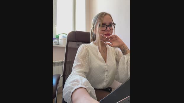 mur_girl StripChat Female 20-02-2025