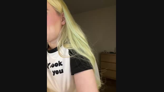 xDinnax StripChat Female 19-02-2025