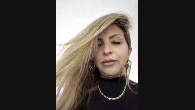 _Abril-Office1 StripChat Female 20-02-2025
