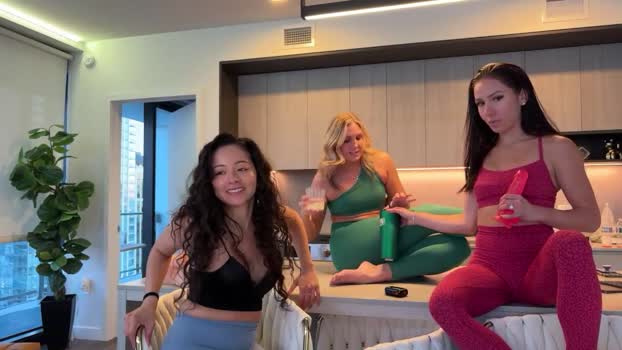 Graciemae_baexx StripChat Female 20-02-2025