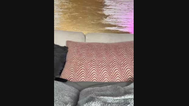 HotBella- StripChat Female 20-02-2025