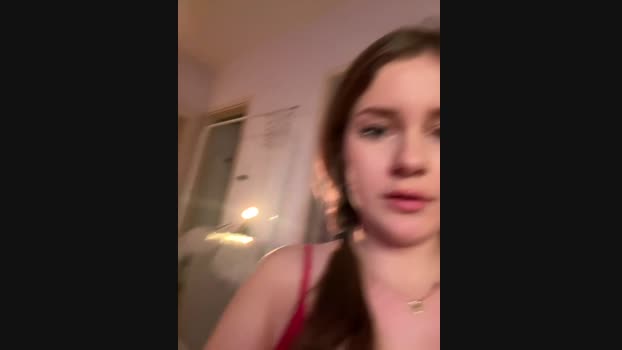 MaribelRiver StripChat Female 20-02-2025