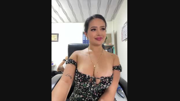 Sara_fun StripChat Female 20-02-2025