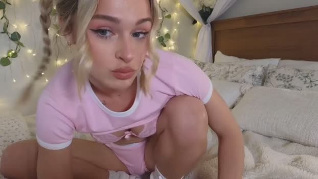 baby_tav Chaturbate Female 20-02-2025