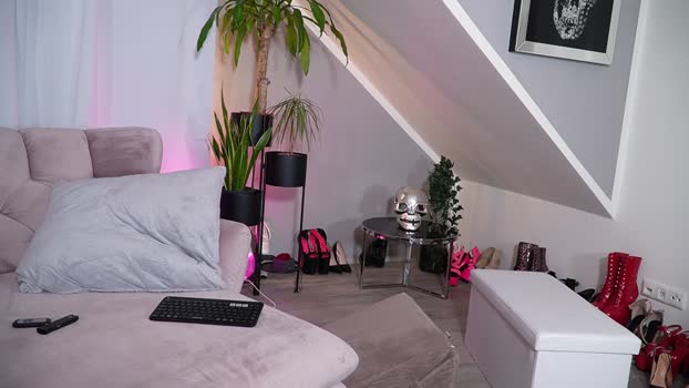 hotmilfbitch StripChat Female 20-02-2025