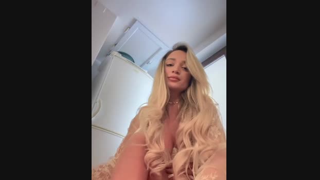 Ivy_Bae StripChat Female 22-02-2025