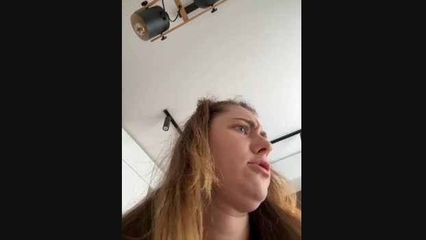 MariiD StripChat Female 22-02-2025