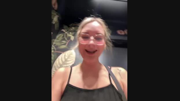 The_Snowwhitee StripChat Female 22-02-2025