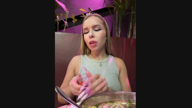 mur_girl StripChat Female 22-02-2025