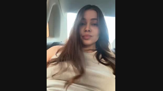 nicole111 StripChat Female 22-02-2025