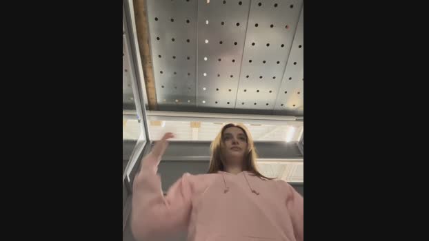 -AngelAri- StripChat Female 22-02-2025