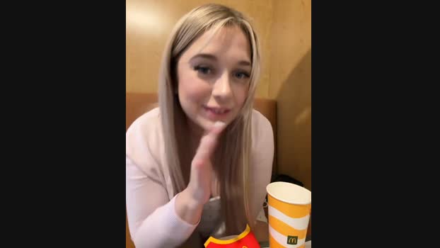 CherryAuroraa StripChat Female 23-02-2025