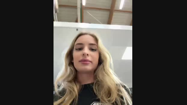 EvieEvans StripChat Female 22-02-2025