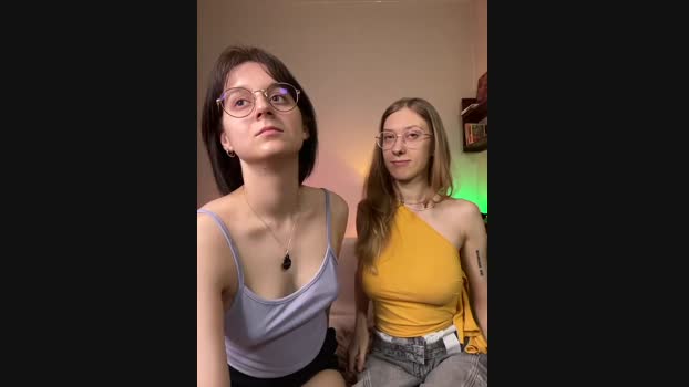 Jitoon_Exe StripChat Female 22-02-2025