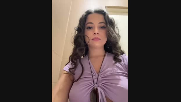 Lina_twin StripChat Female 23-02-2025