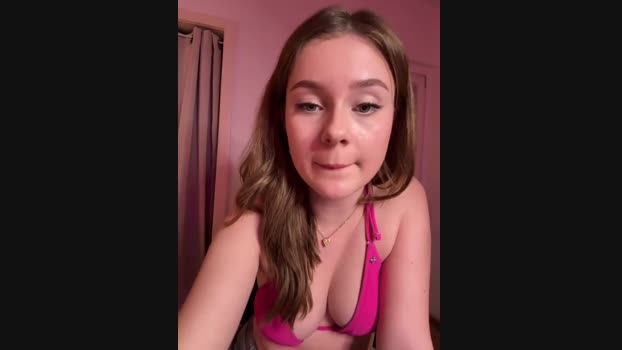 MaribelRiver StripChat Female 22-02-2025