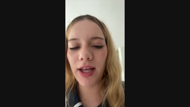 NicoleCut StripChat Female 23-02-2025