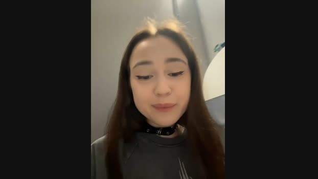 Peachy_Dream StripChat Female 22-02-2025