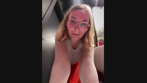 The_Snowwhitee StripChat Female 22-02-2025