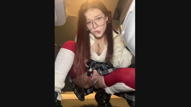 Times__Square StripChat Female 22-02-2025