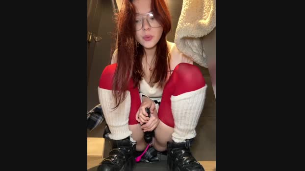 Times__Square StripChat Female 22-02-2025