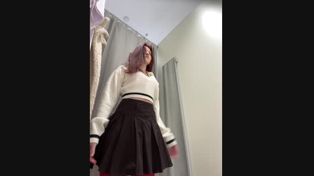 Times__Square StripChat Female 22-02-2025