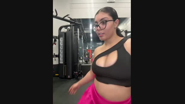 zui_lu StripChat Female 22-02-2025