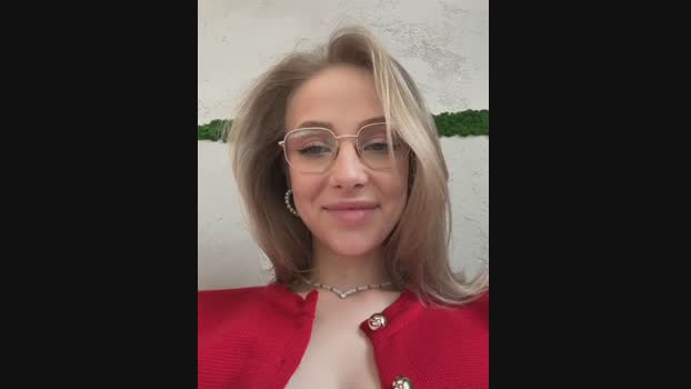 CaseyStar StripChat Female 24-02-2025