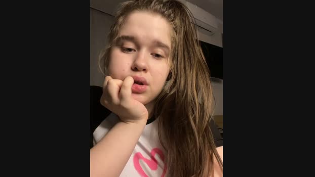 HornyGirlH StripChat Female 23-02-2025