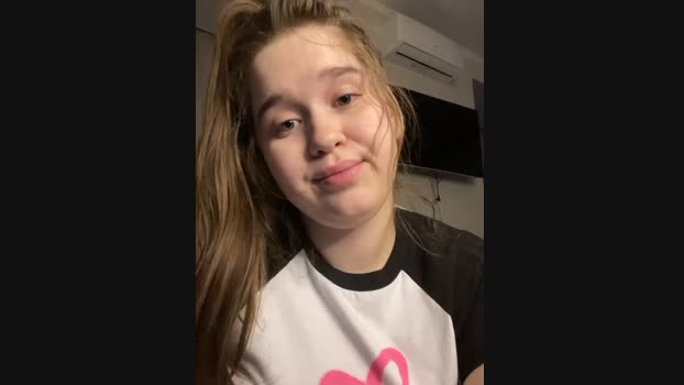 HornyGirlH StripChat Female 23-02-2025