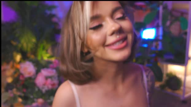 KristaBrooks StripChat Female 24-02-2025