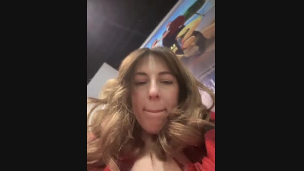 MommmyYummy StripChat Female 24-02-2025