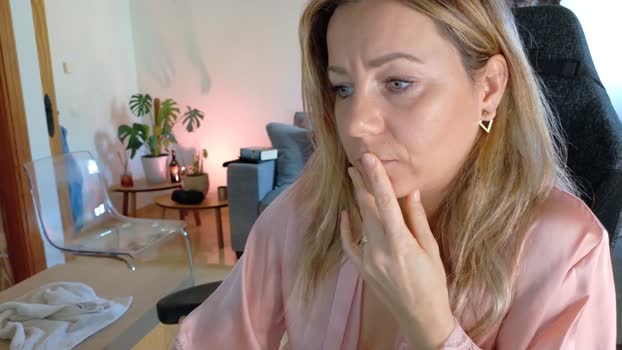 angela_88 StripChat Female 23-02-2025