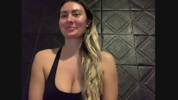 Alyssa_rhoades StripChat Female 24-02-2025