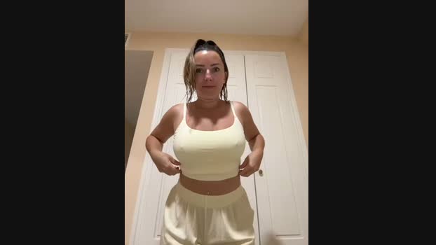 Sexilexiuk StripChat Female 24-02-2025