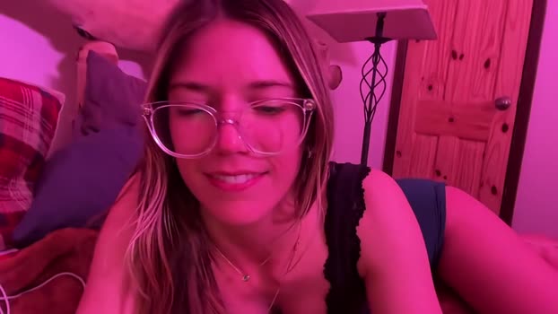 oliviahansleyy Chaturbate Female 24-02-2025