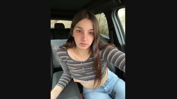 DoriDeluxe66 StripChat Female 25-02-2025