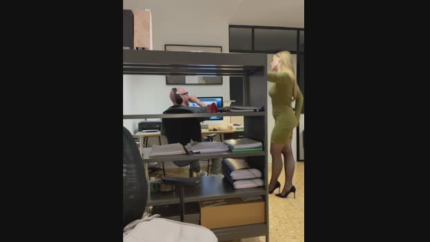 EmaSalis StripChat Female 26-02-2025