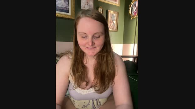 GingerSnap33 StripChat Female 25-02-2025