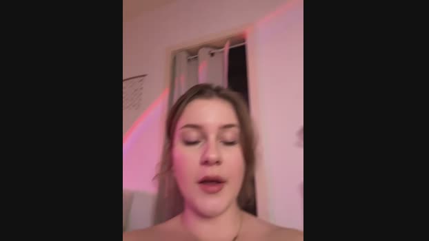 MaribelRiver StripChat Female 25-02-2025