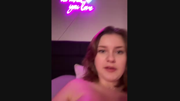 MaribelRiver StripChat Female 25-02-2025