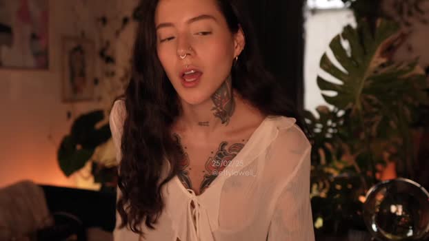 effylowell_ Chaturbate Female 25-02-2025