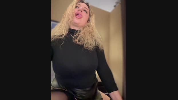 miamellycious StripChat Female 26-02-2025